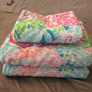 Lilly Pulitzer for Garnett Hill Towels